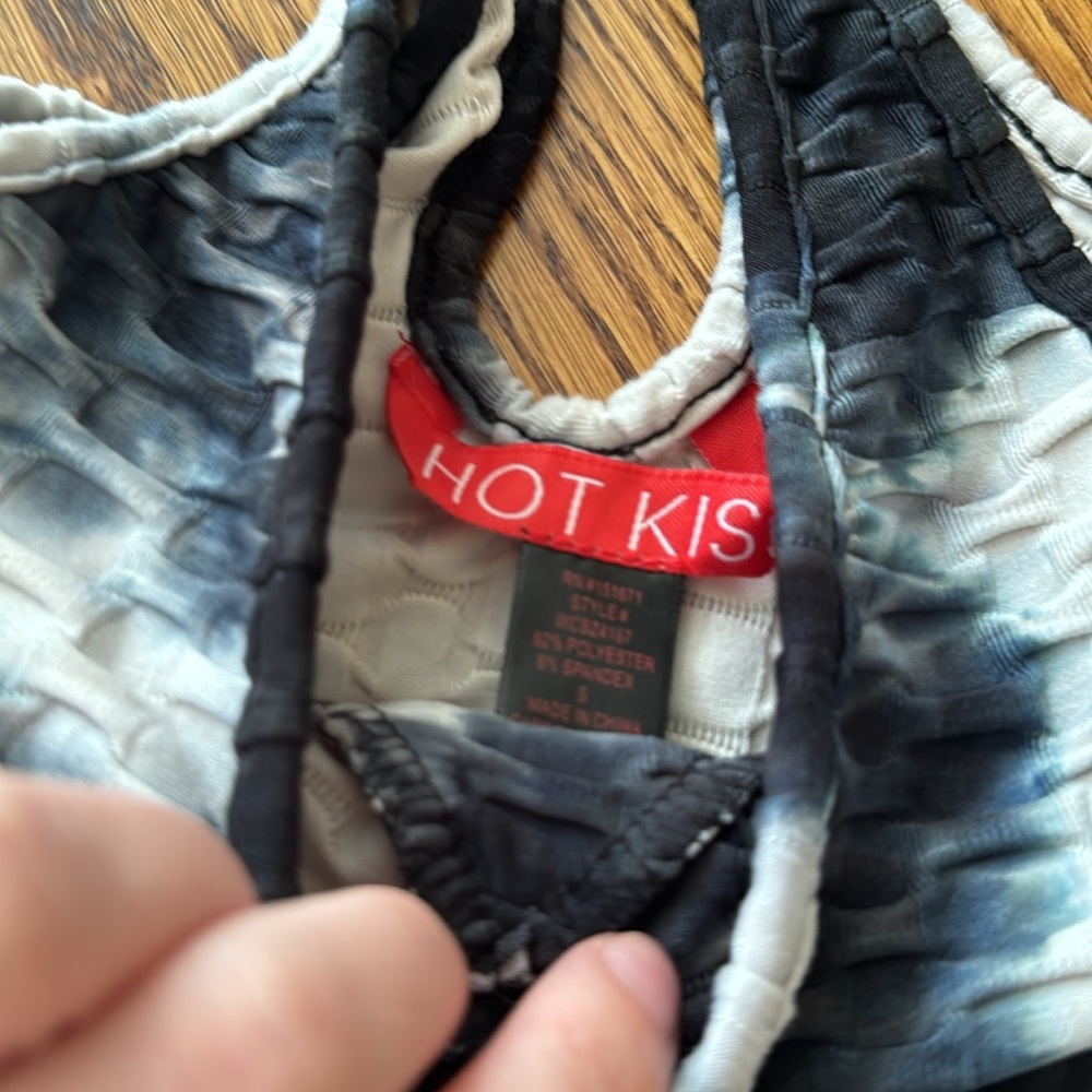 Sports Bra - Picture 3 of 3